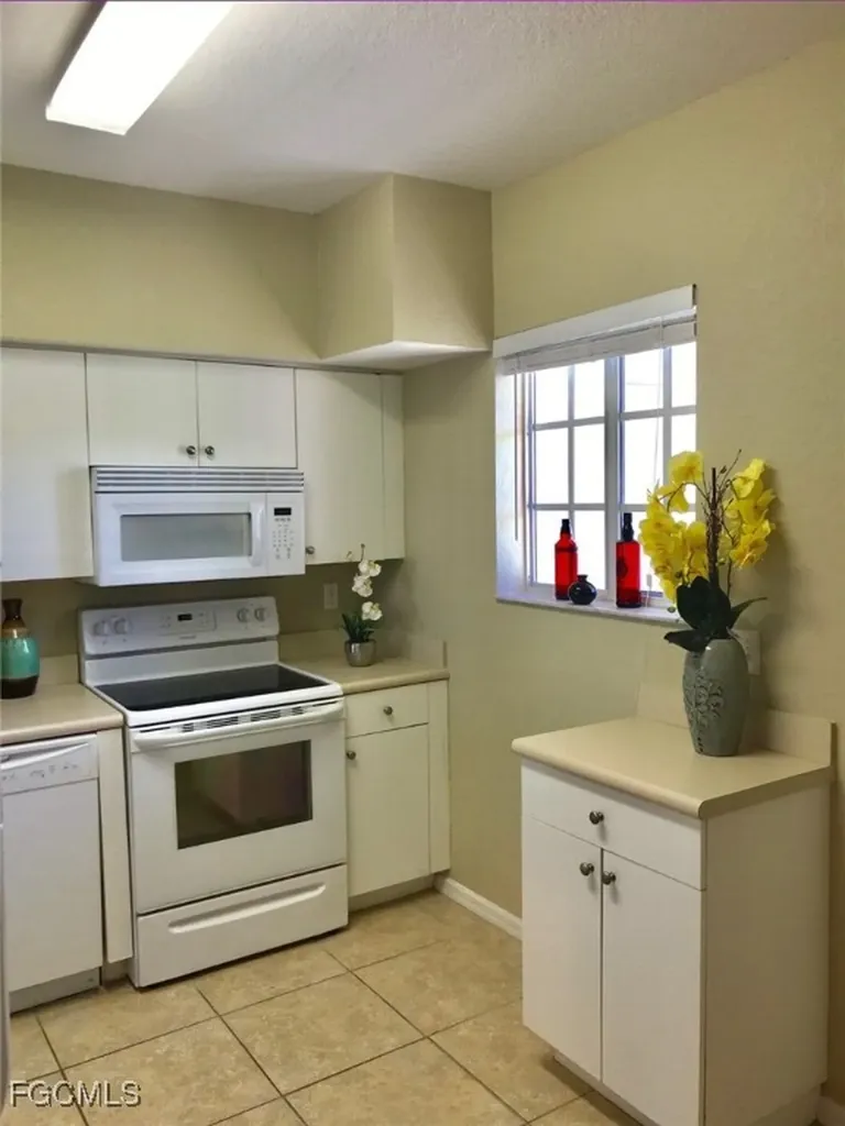 8342 Bernwood Cove Loop Fort Myers FL 33966