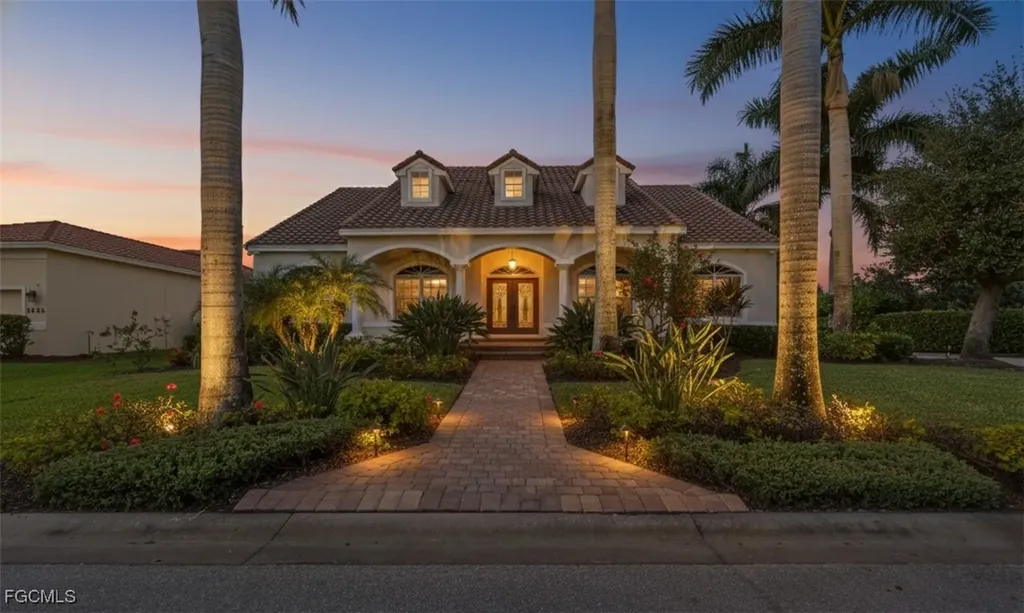 8642 S Lake Circle Fort Myers FL 33908