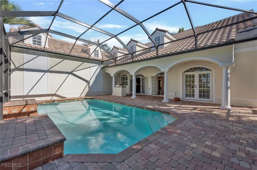 8642 S Lake Circle Fort Myers FL 33908