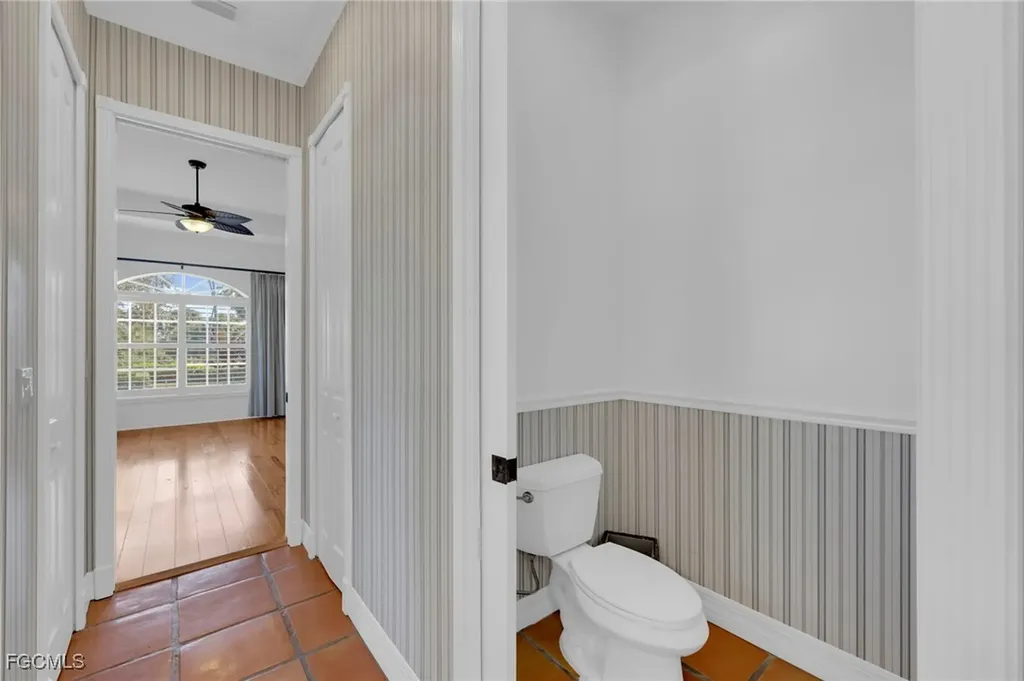 8642 S Lake Circle Fort Myers FL 33908