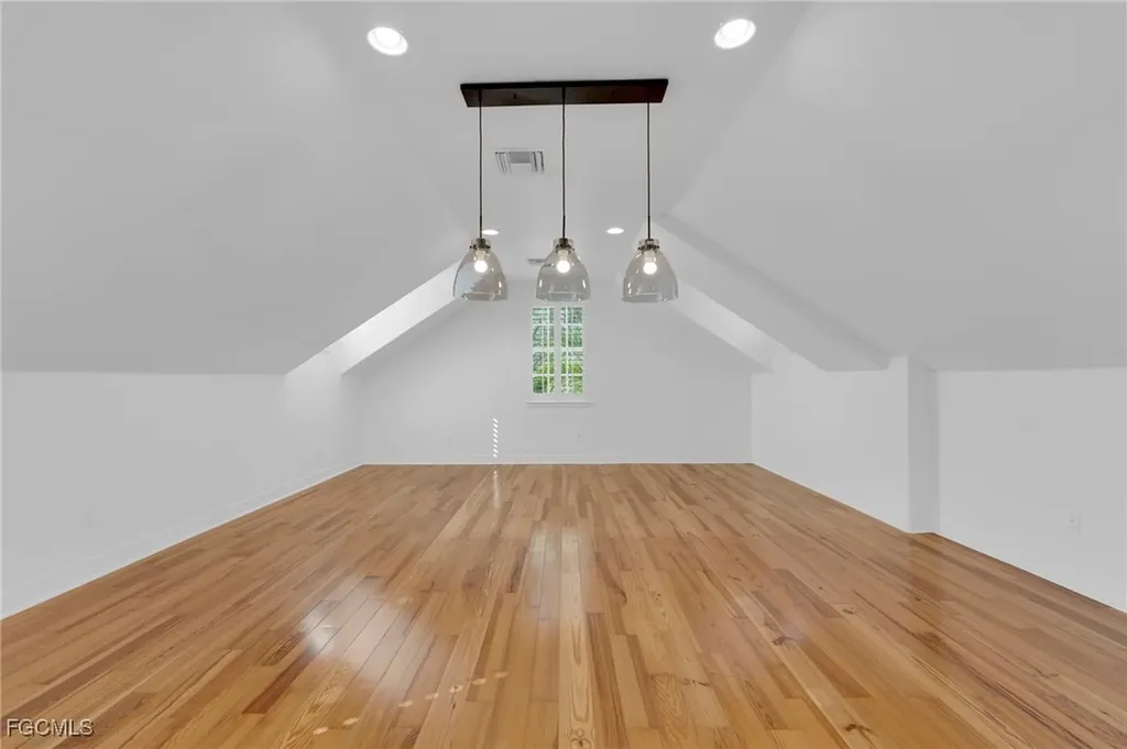 8642 S Lake Circle Fort Myers FL 33908