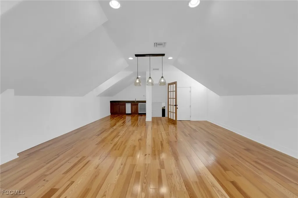 8642 S Lake Circle Fort Myers FL 33908