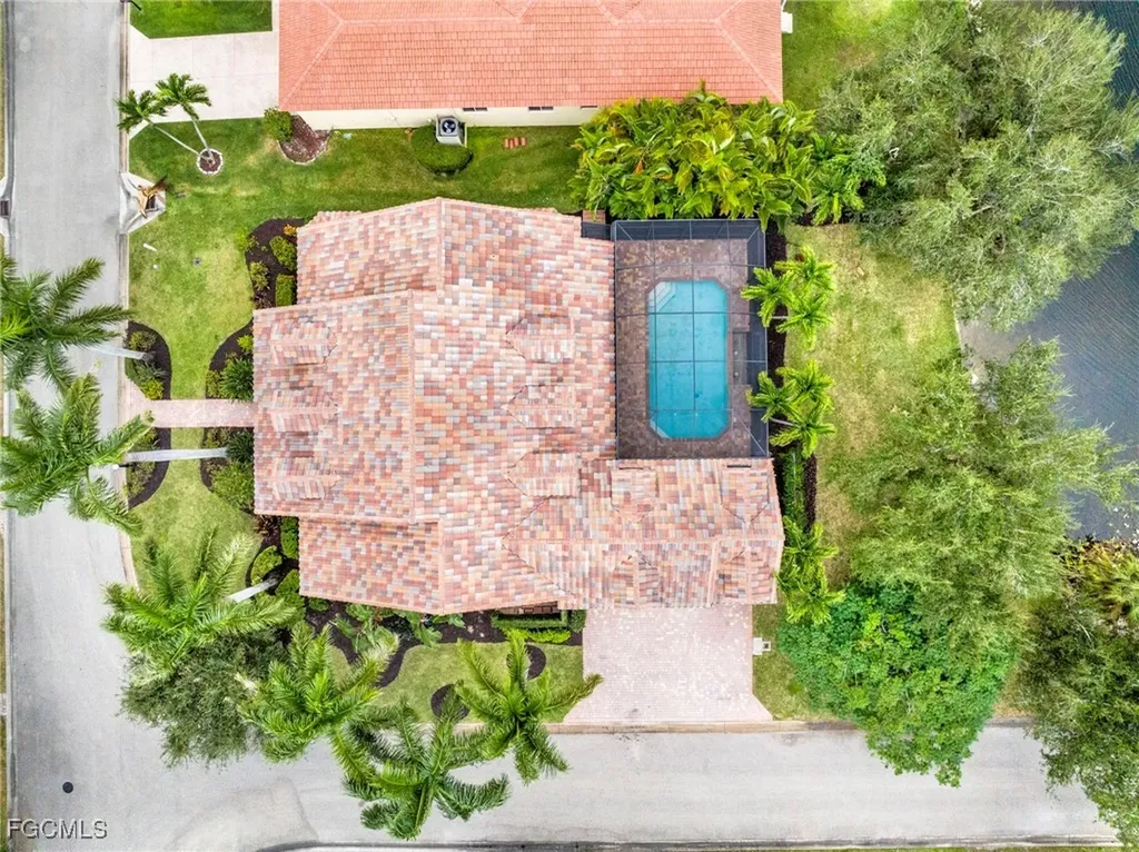 8642 S Lake Circle Fort Myers FL 33908