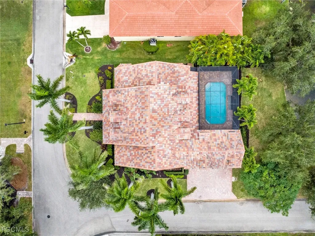 8642 S Lake Circle Fort Myers FL 33908