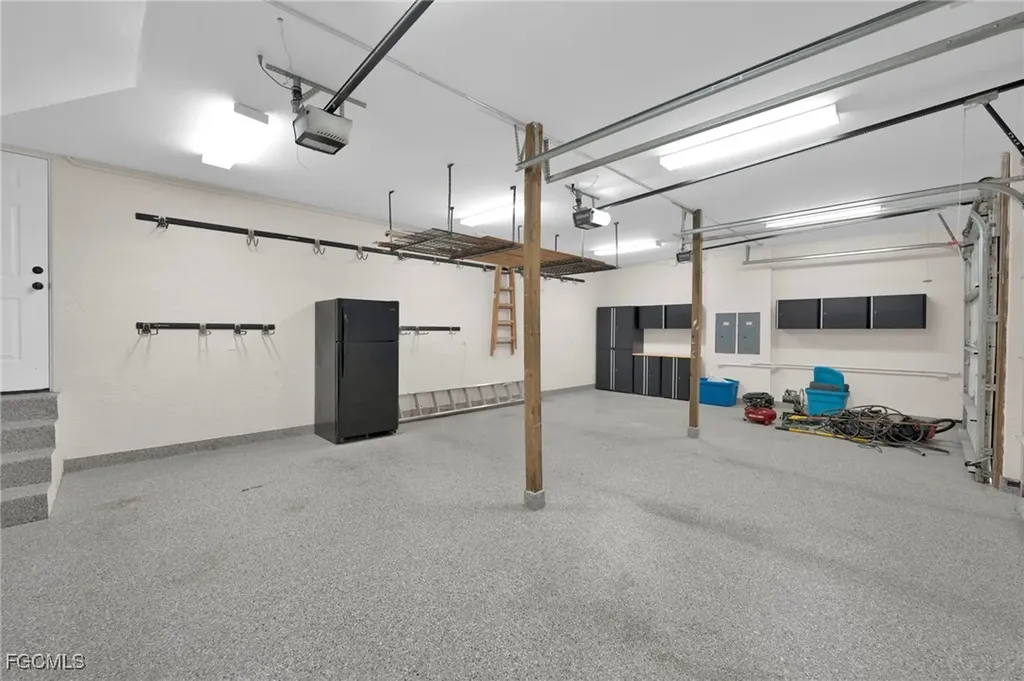 8642 S Lake Circle Fort Myers FL 33908