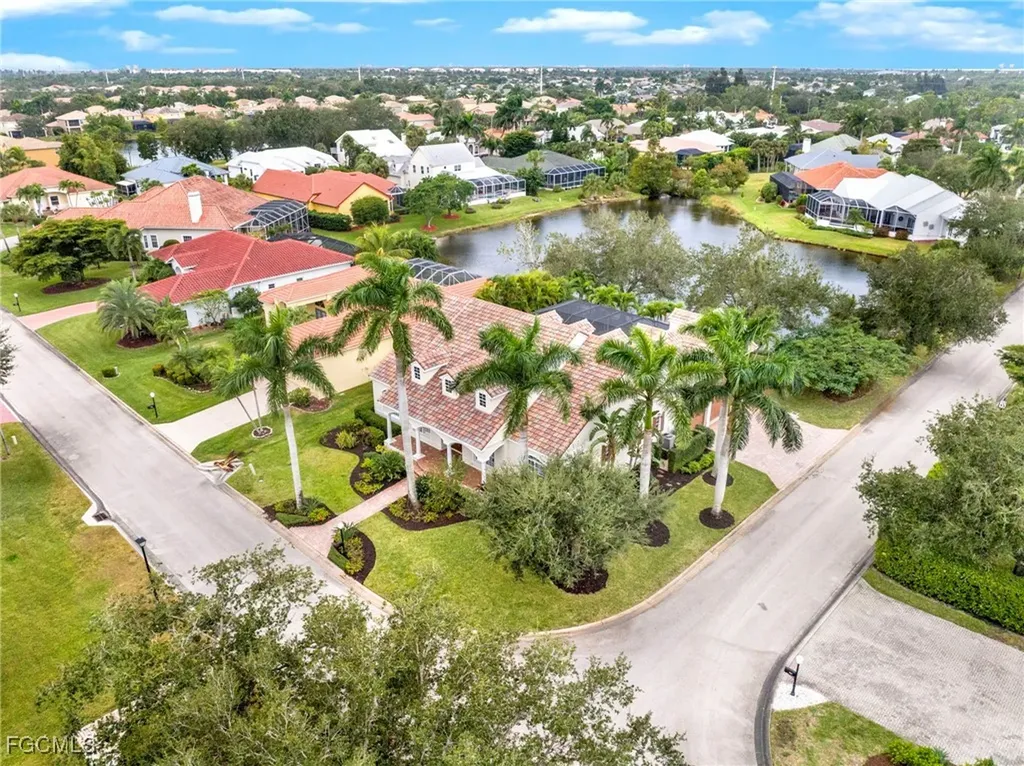 8642 S Lake Circle Fort Myers FL 33908