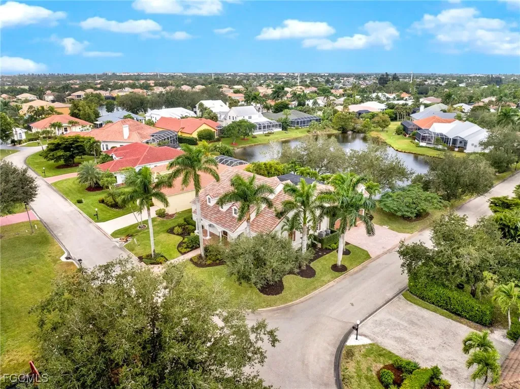 8642 S Lake Circle Fort Myers FL 33908