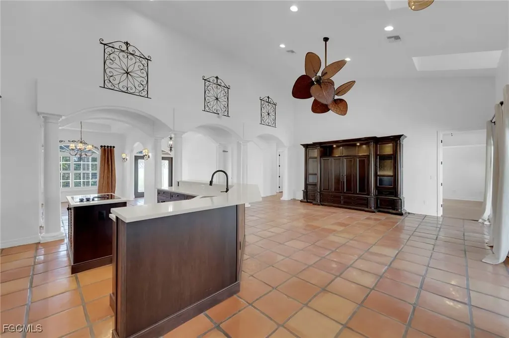 8642 S Lake Circle Fort Myers FL 33908