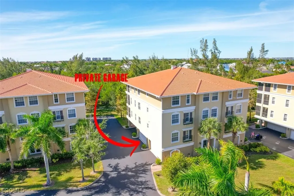 10060 Lake Cove Drive Fort Myers FL 33908