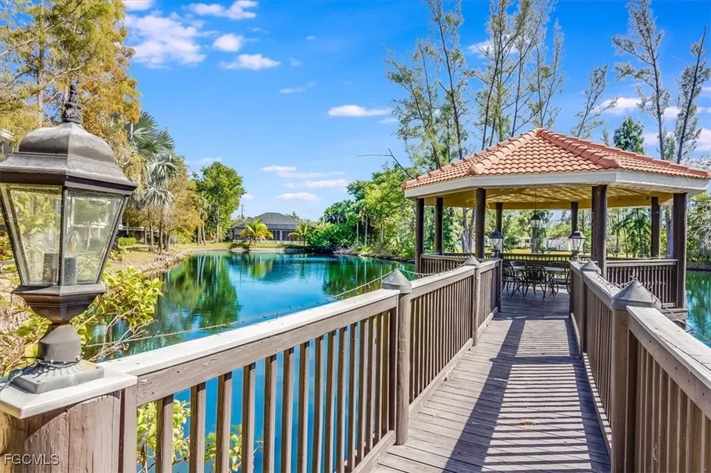 10060 Lake Cove Drive Fort Myers FL 33908