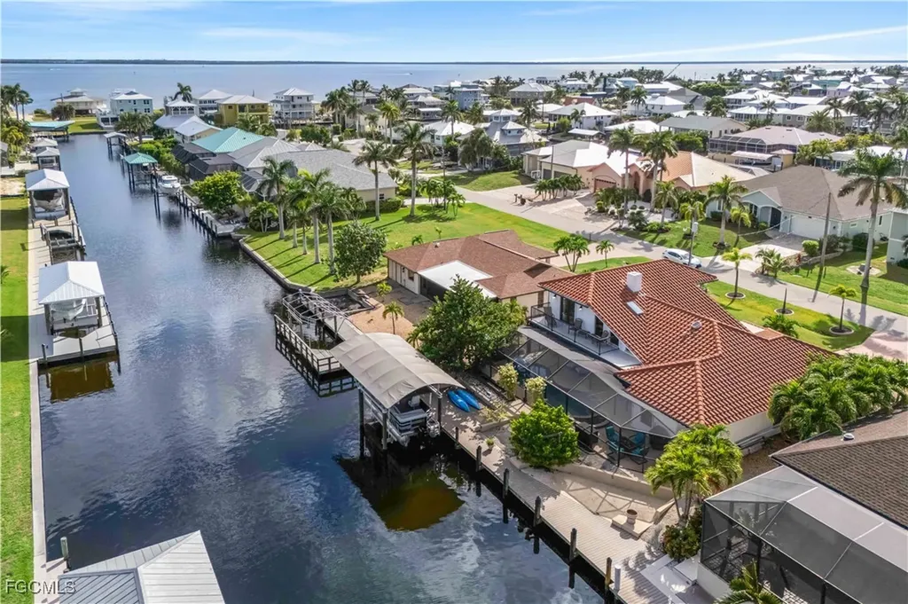 2420 Cherimoya Lane St. James City FL 33956