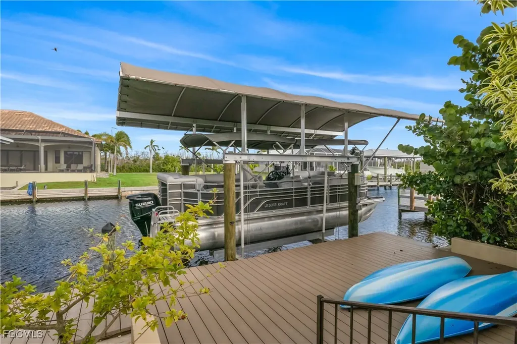 2420 Cherimoya Lane St. James City FL 33956