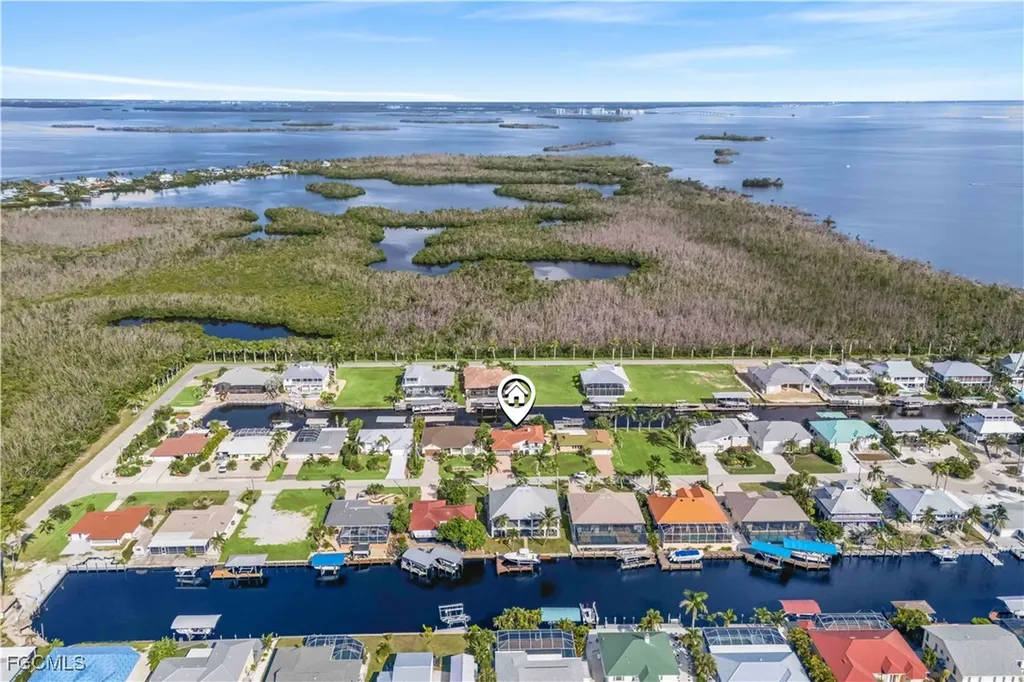 2420 Cherimoya Lane St. James City FL 33956