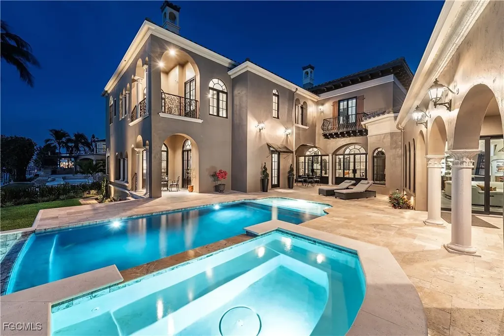 3914 W Riverside Drive Fort Myers FL 33901