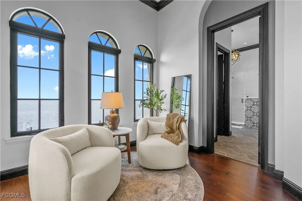 3914 W Riverside Drive Fort Myers FL 33901