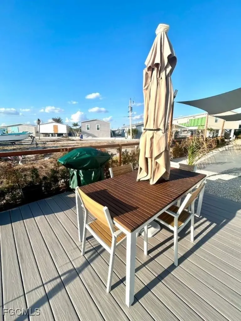 3673 Dewberry Lane St. James City FL 33956