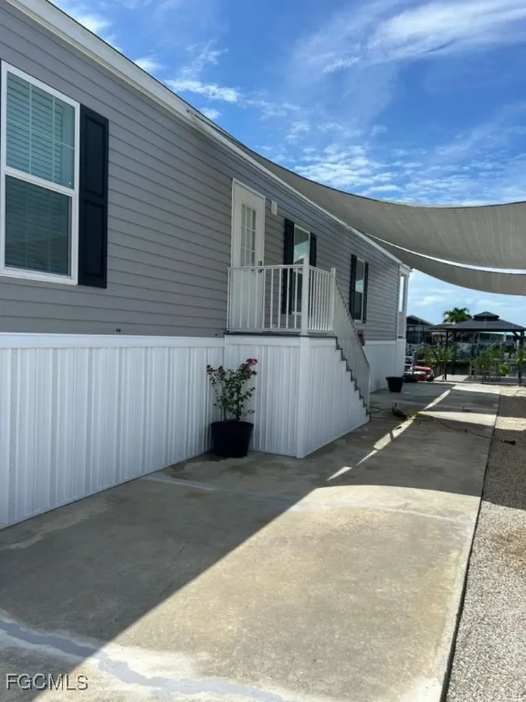 3673 Dewberry Lane St. James City FL 33956