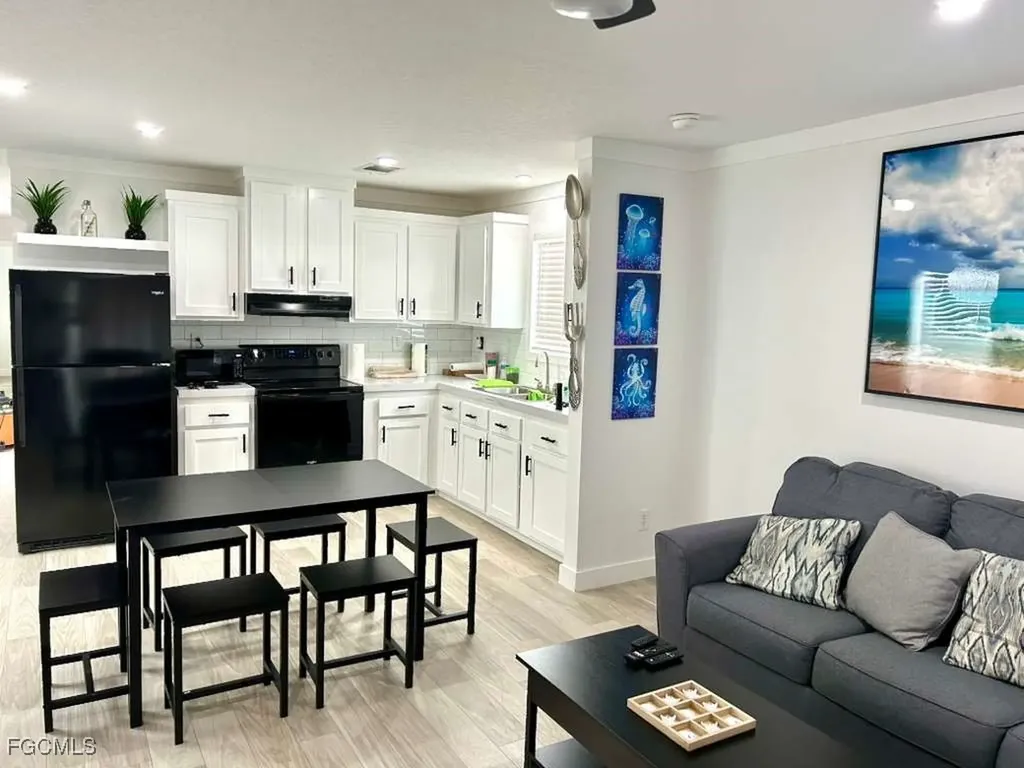 3673 Dewberry Lane St. James City FL 33956