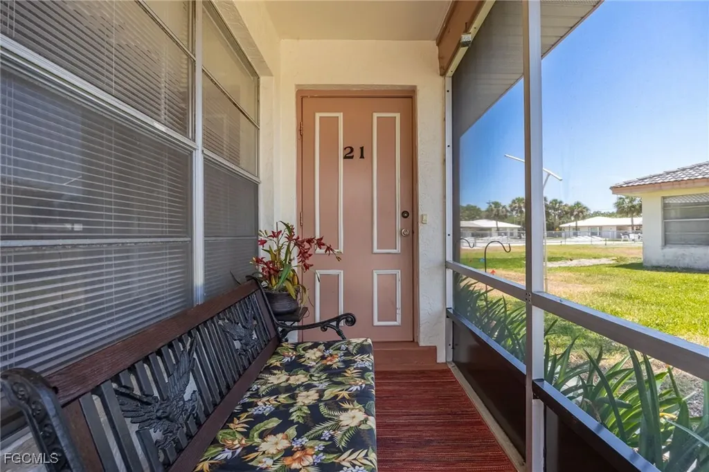 220 Oakmont Parkway Lehigh Acres FL 33936