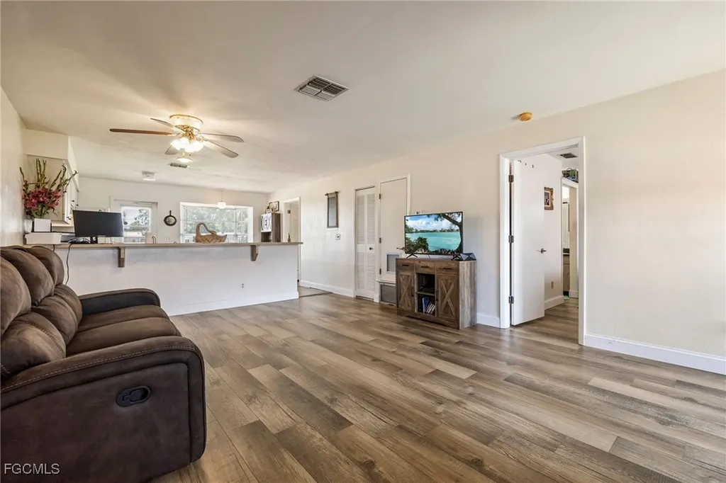 220 Oakmont Parkway Lehigh Acres FL 33936