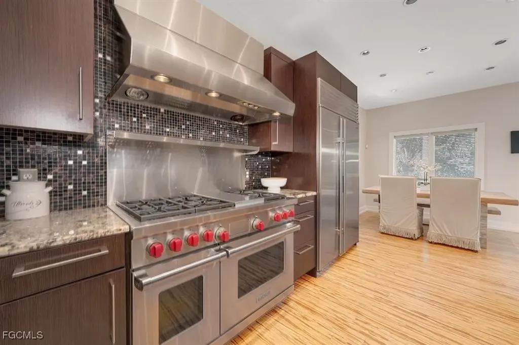 5753 Pine Tree Drive Sanibel FL 33957