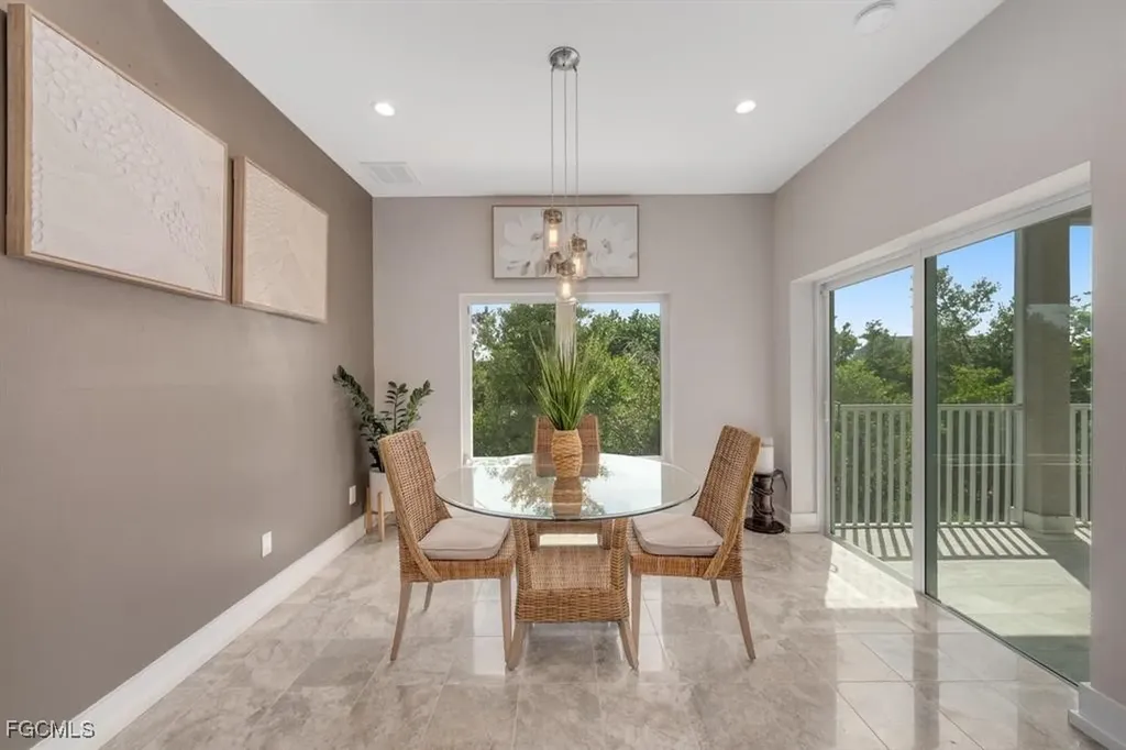 5753 Pine Tree Drive Sanibel FL 33957