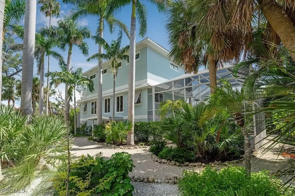 5753 Pine Tree Drive Sanibel FL 33957