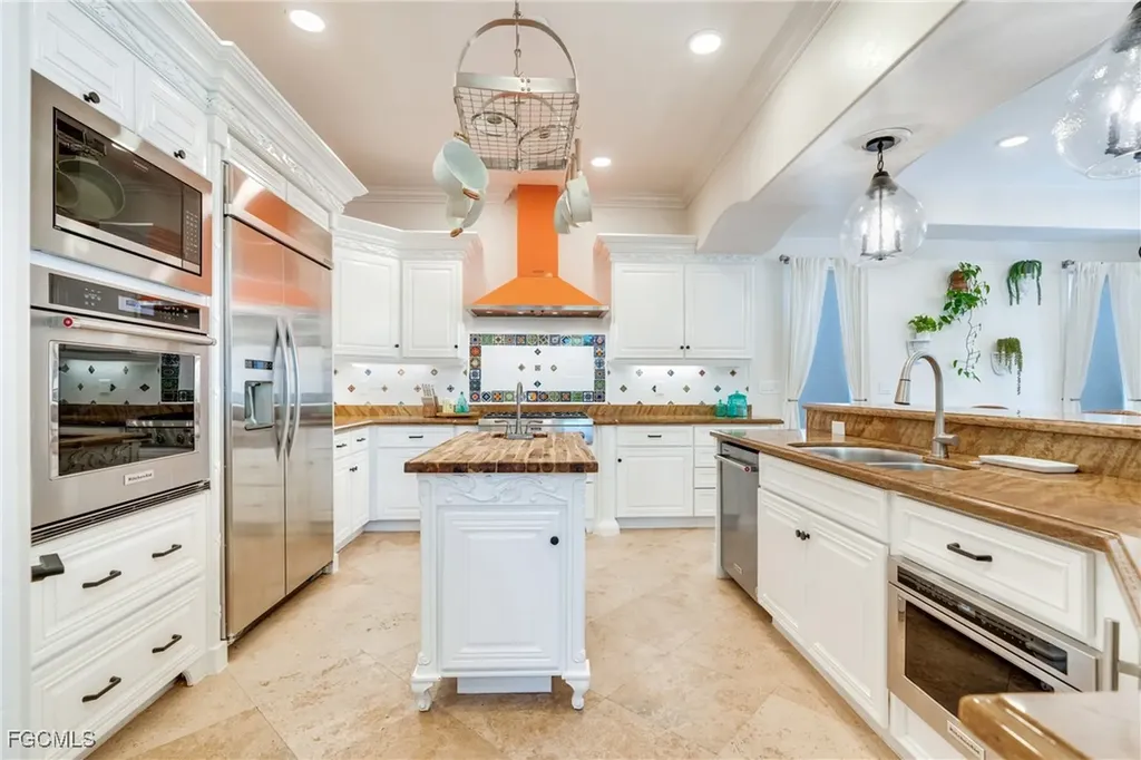 11523 Andy Rosse Lane Captiva FL 33924