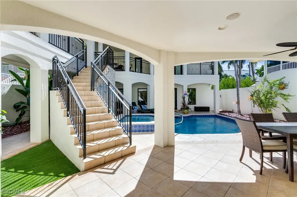 11523 Andy Rosse Lane Captiva FL 33924