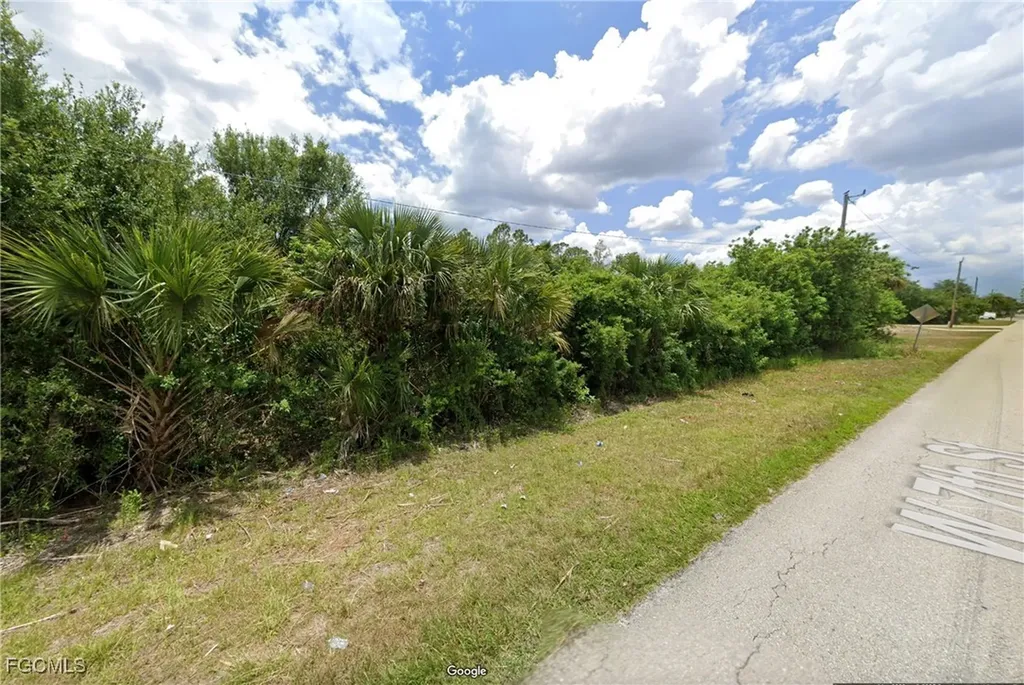 903 W 7th Street Lehigh Acres FL 33972