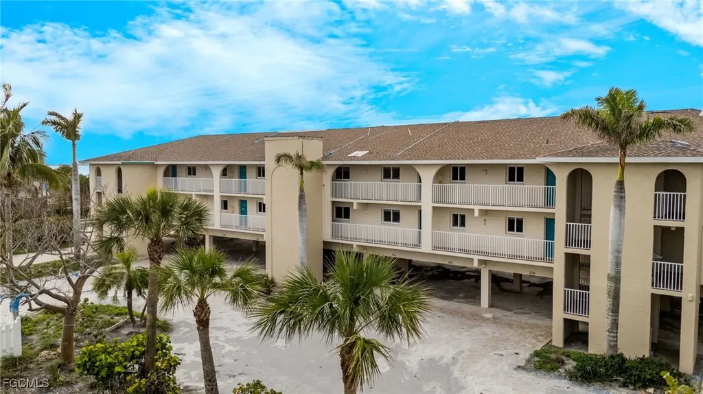 527 E Gulf Drive Sanibel FL 33957