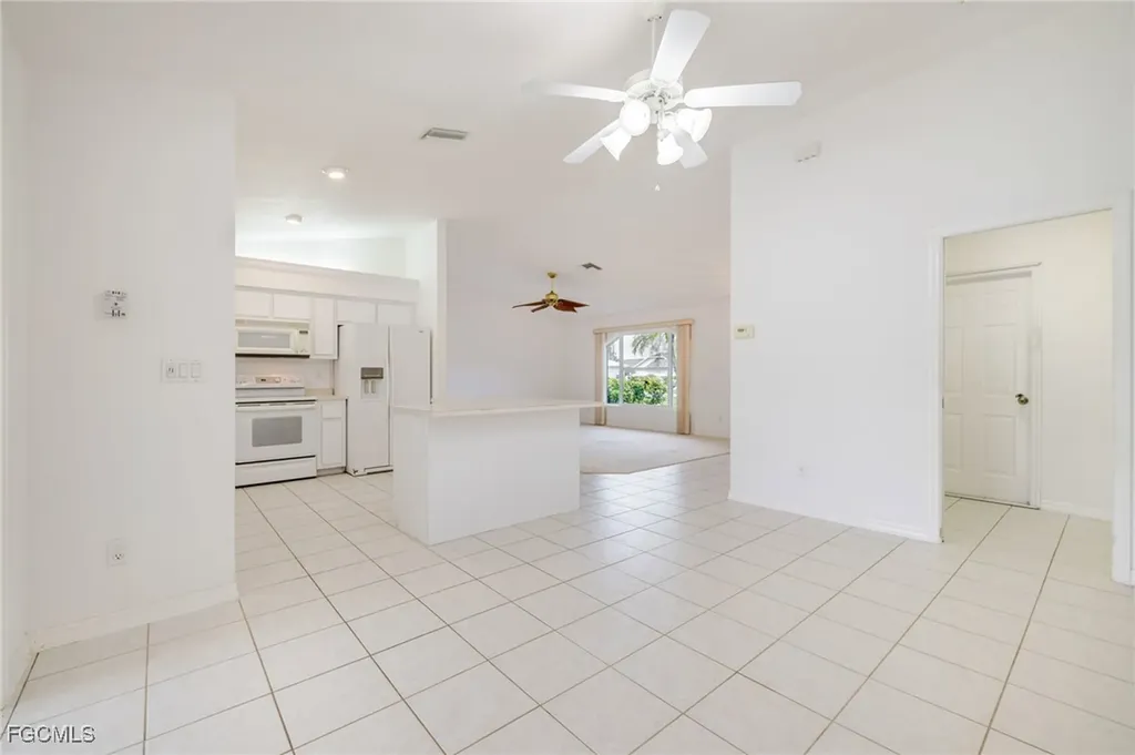 132 SE 19th Terrace Cape Coral FL 33990