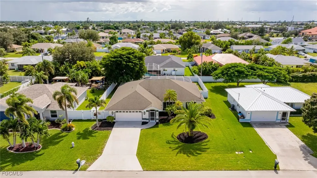 132 SE 19th Terrace Cape Coral FL 33990