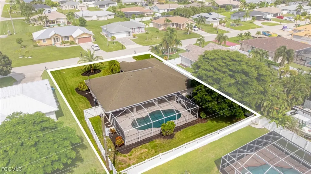 132 SE 19th Terrace Cape Coral FL 33990