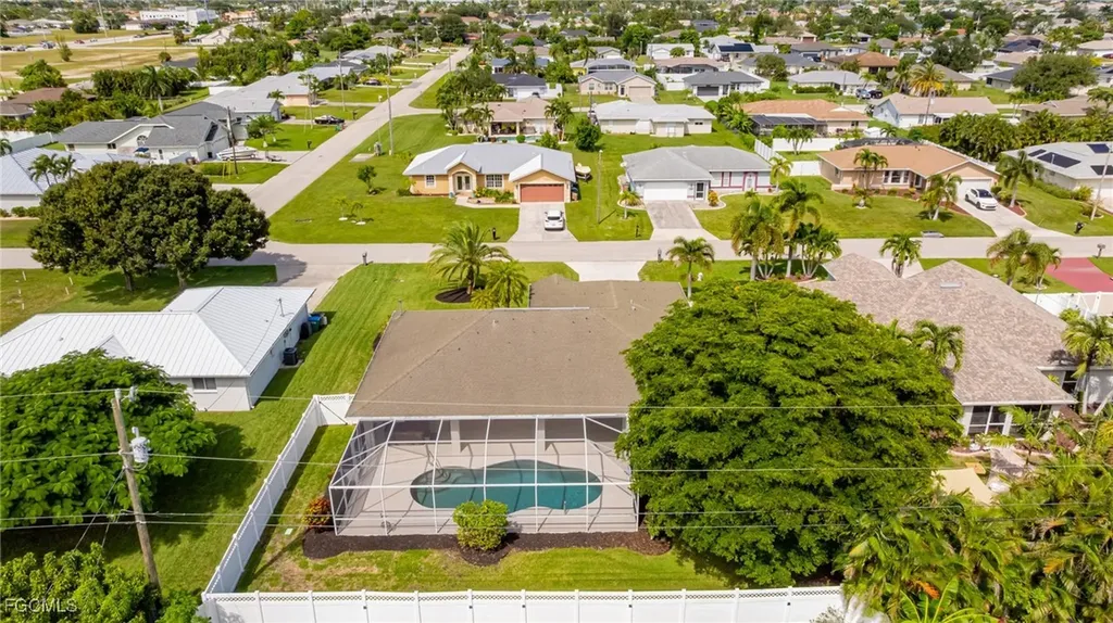 132 SE 19th Terrace Cape Coral FL 33990