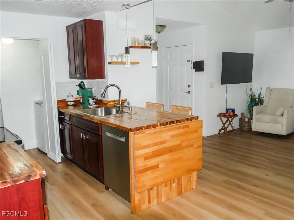 12551 Equestrian Circle Fort Myers FL 33907
