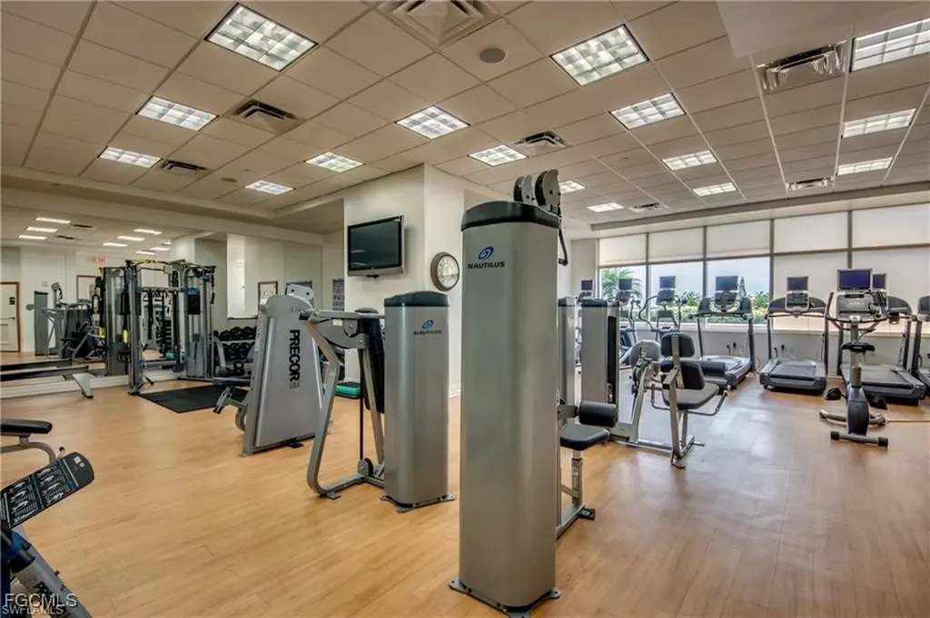 2090 W 1st Street Fort Myers FL 33901