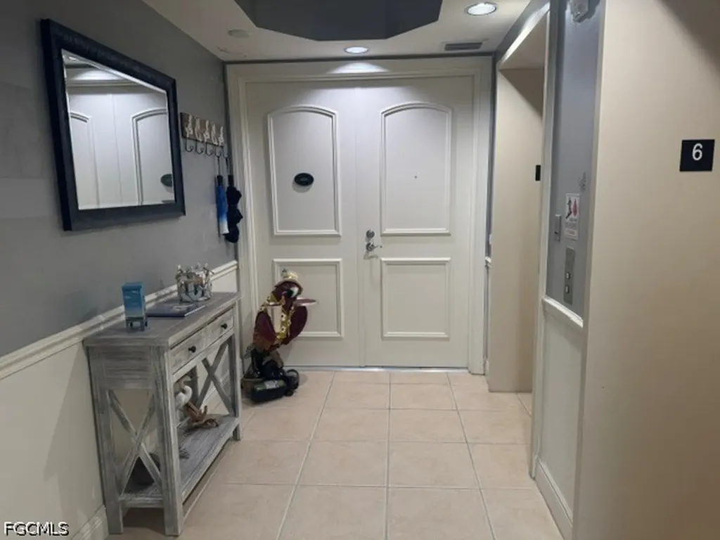 2090 W 1st Street Fort Myers FL 33901