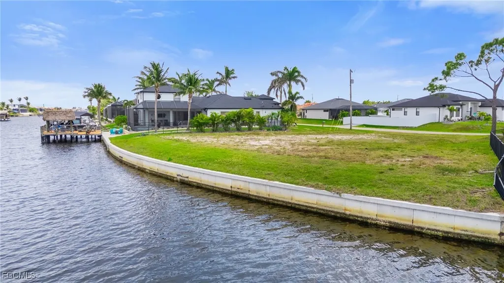 3713 NW 14th Street Cape Coral FL 33993