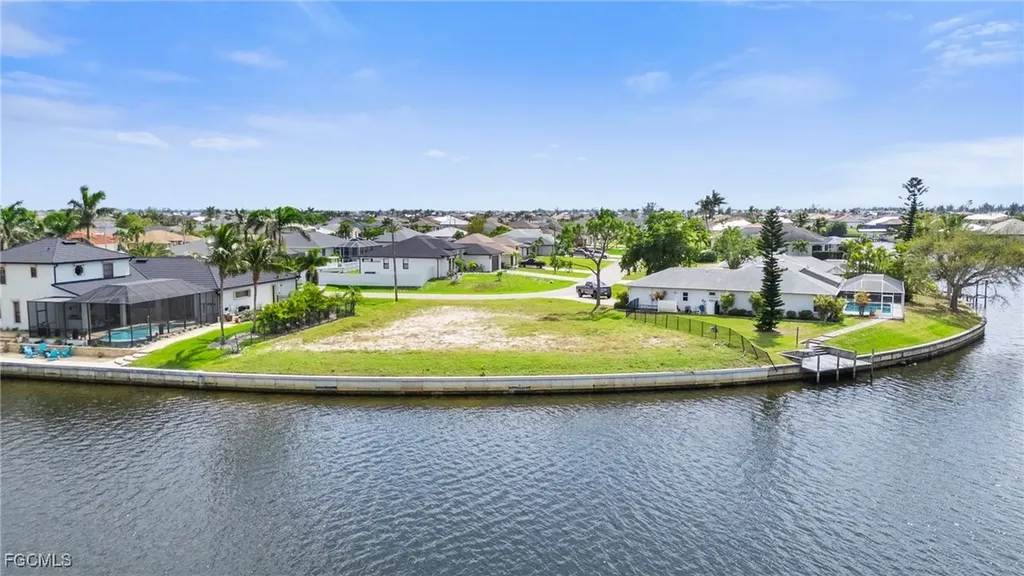 3713 NW 14th Street Cape Coral FL 33993