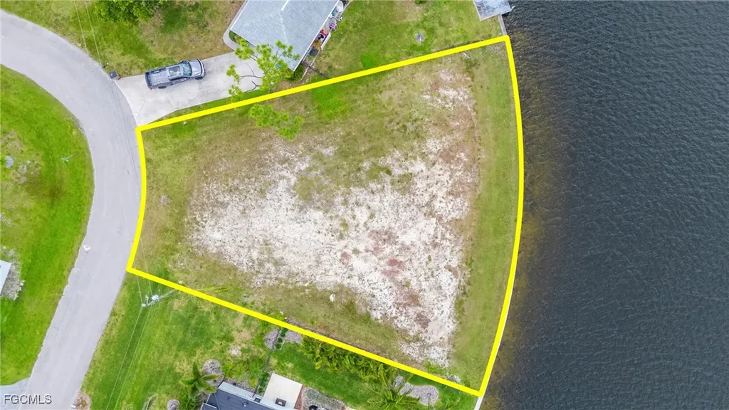 3713 NW 14th Street Cape Coral FL 33993