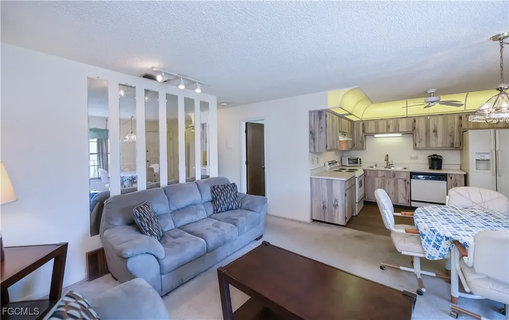 1100 Pondella Road Cape Coral FL 33909