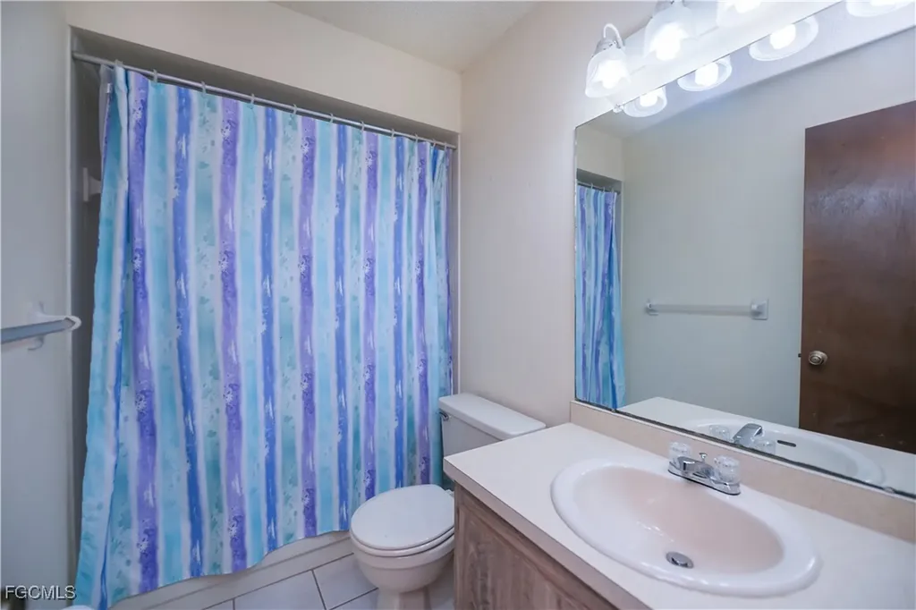 1100 Pondella Road Cape Coral FL 33909