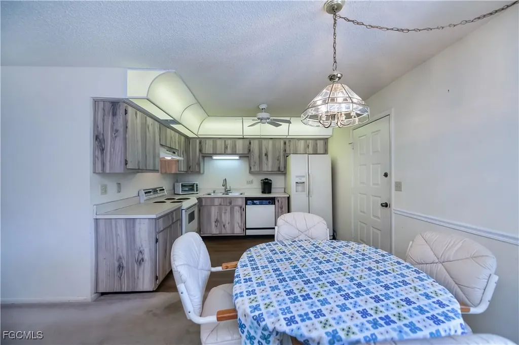 1100 Pondella Road Cape Coral FL 33909