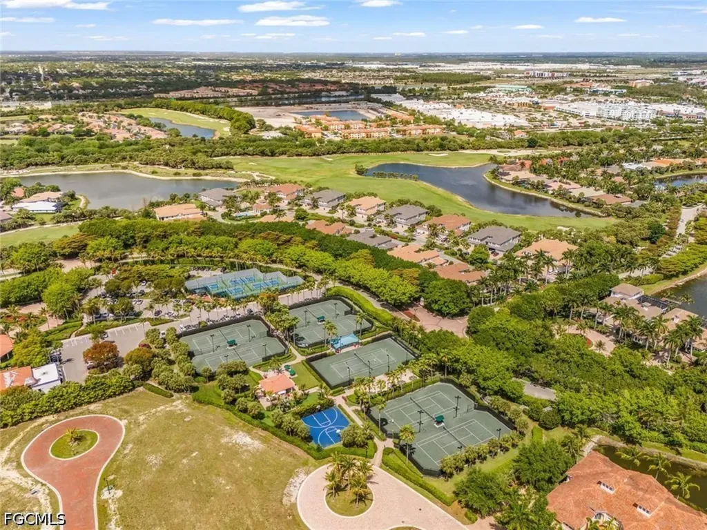 10001 Isola Way Miromar Lakes FL 33913