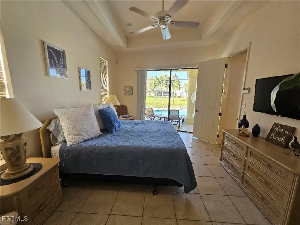 118 SE 23rd Place Cape Coral FL 33990