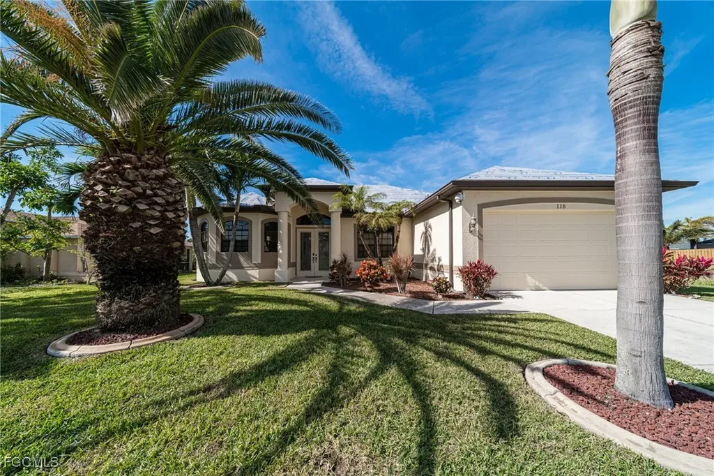 118 SE 23rd Place Cape Coral FL 33990