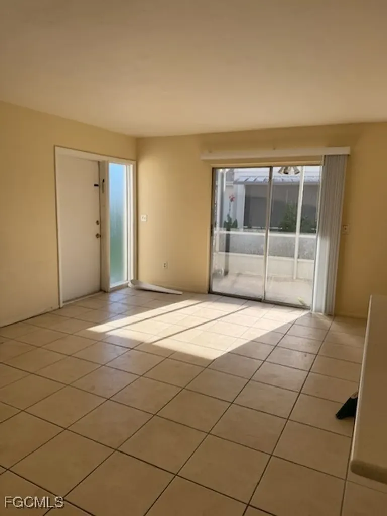 3276 Prince Edward Island Circle Fort Myers FL 33907