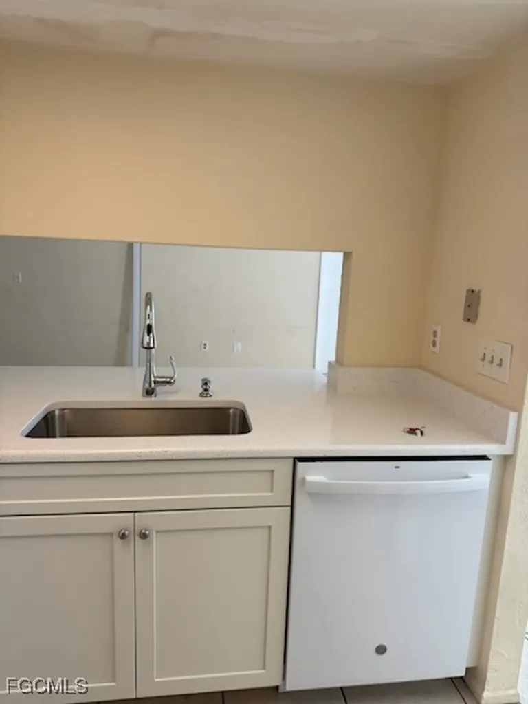3276 Prince Edward Island Circle Fort Myers FL 33907