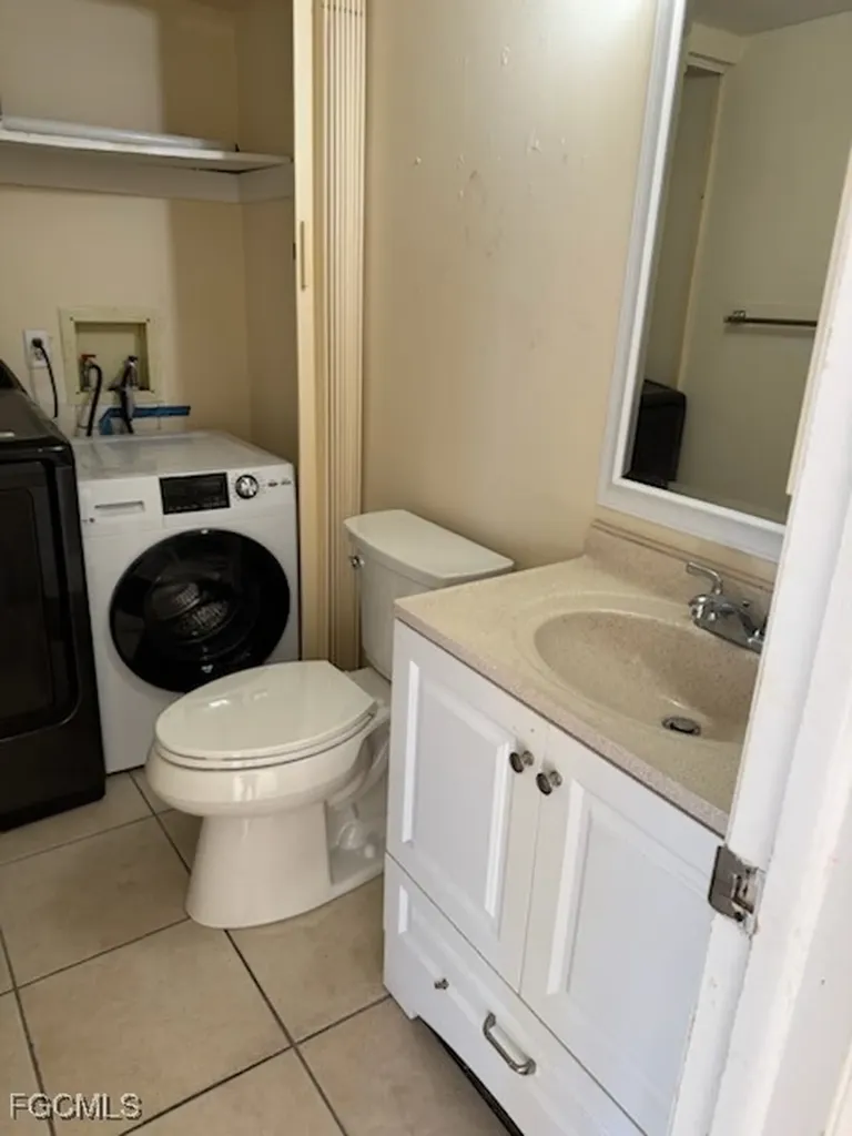 3276 Prince Edward Island Circle Fort Myers FL 33907